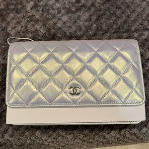 Chanel wallet on chain